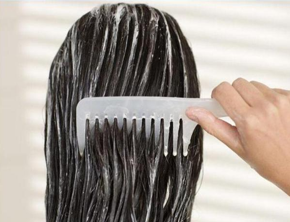 儷真護(hù)發(fā)知識(shí)：剪劉海前必看！4招判斷適不適合劉海